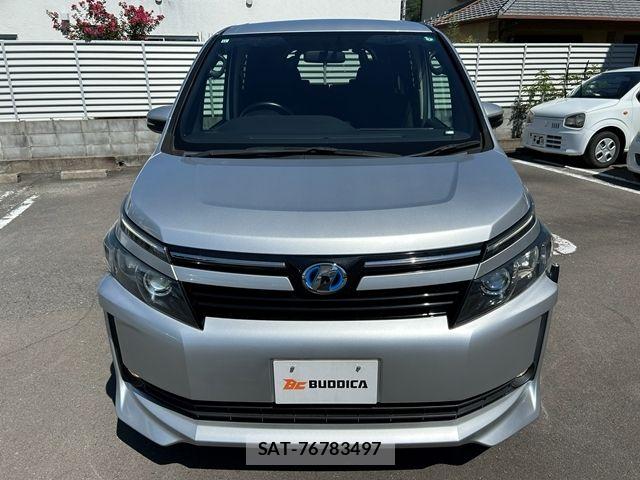 Toyota VOXY HYBRID 2015-11 8882945-2