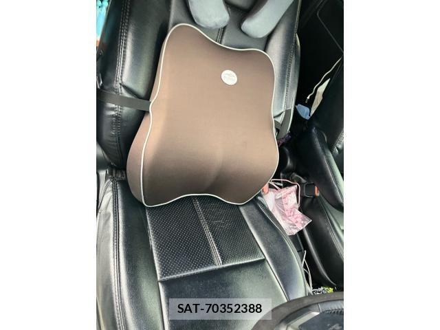 Toyota VOXY HYBRID 2019-11 8882938-19
