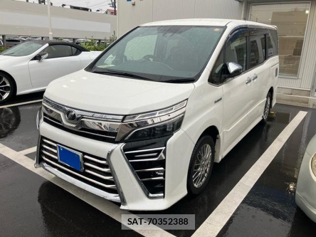 Toyota VOXY HYBRID 2019-11 8882938-2