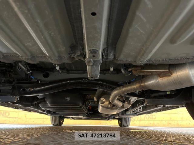 Toyota VOXY HYBRID 2022-04 8882928-18