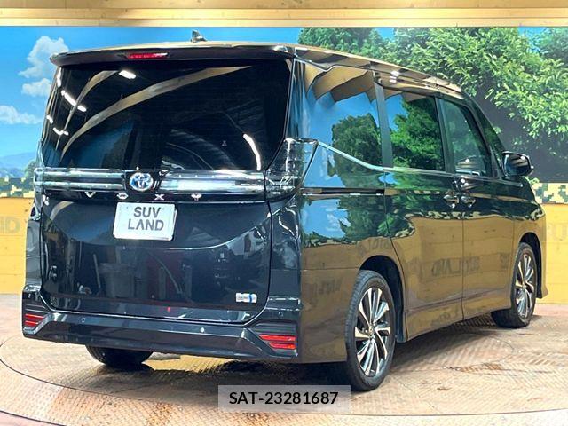 Toyota VOXY HYBRID 2023-03 8882920-16