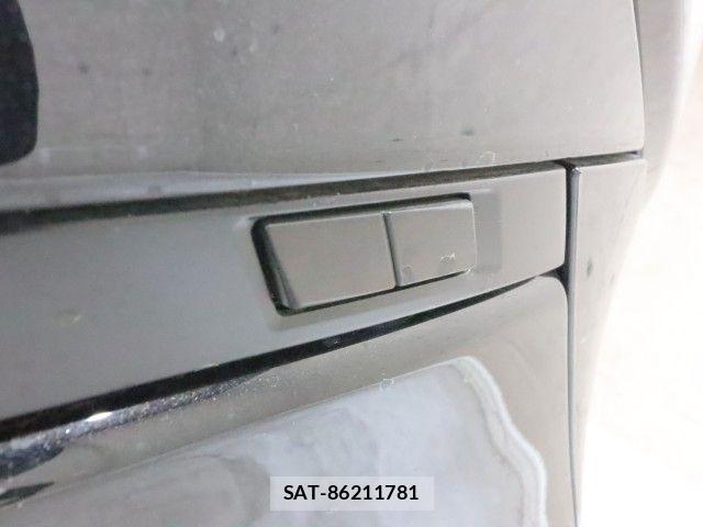 Toyota VOXY HYBRID 2024-08 8882918-14