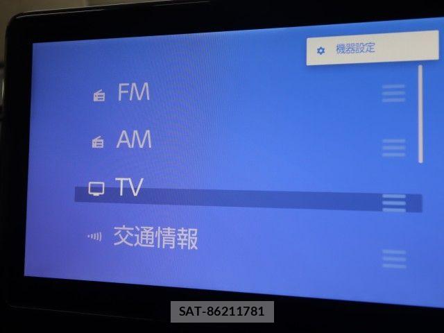 Toyota VOXY HYBRID 2024-08 8882918-20