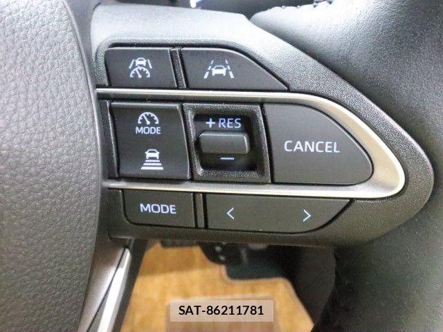 Toyota VOXY HYBRID 2024-08 8882918-26