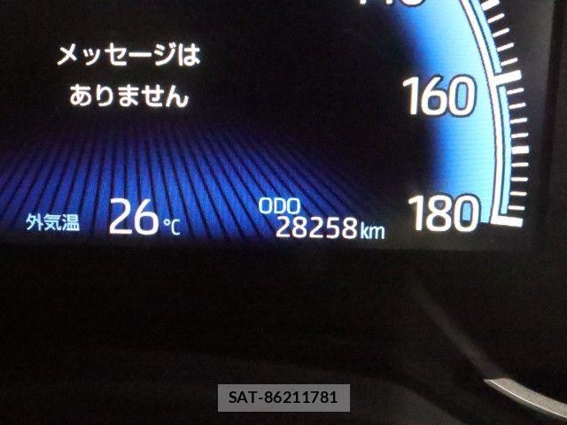 Toyota VOXY HYBRID 2024-08 8882918-28