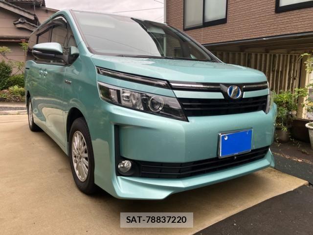 Toyota VOXY HYBRID 2014-11 8882949-0
