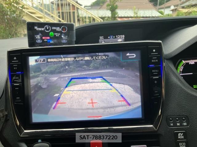 Toyota VOXY HYBRID 2014-11 8882949-19