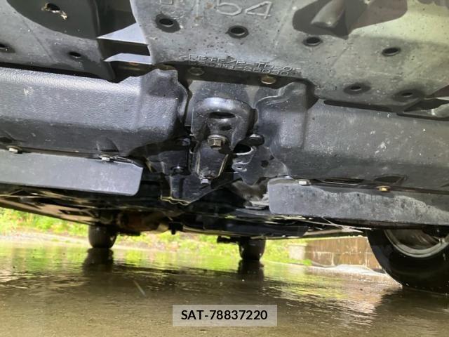 Toyota VOXY HYBRID 2014-11 8882949-23