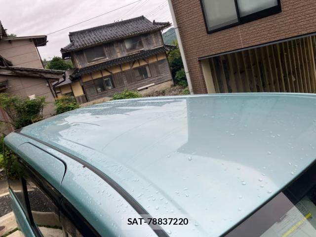 Toyota VOXY HYBRID 2014-11 8882949-5