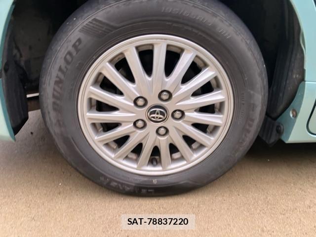 Toyota VOXY HYBRID 2014-11 8882949-7