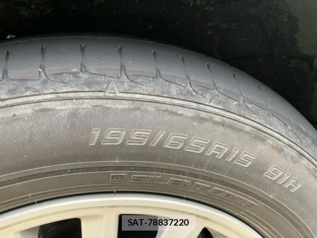 Toyota VOXY HYBRID 2014-11 8882949-8