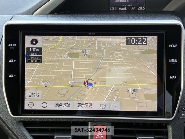 Toyota VOXY HYBRID 2018-09 8882940-11