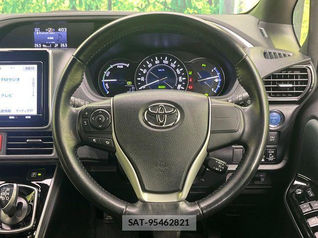 Toyota VOXY HYBRID 2020-03 8882933-10