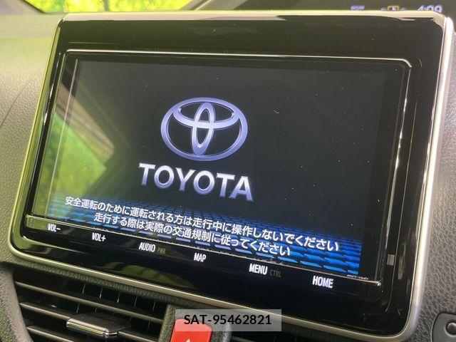 Toyota VOXY HYBRID 2020-03 8882933-3