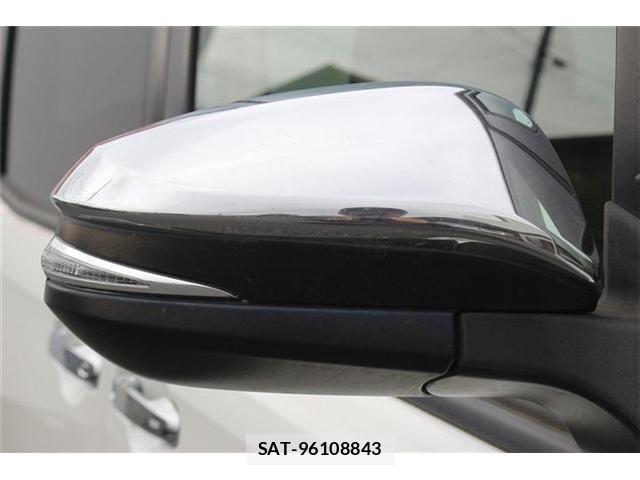 Toyota VOXY HYBRID 2016-09 8882942-14