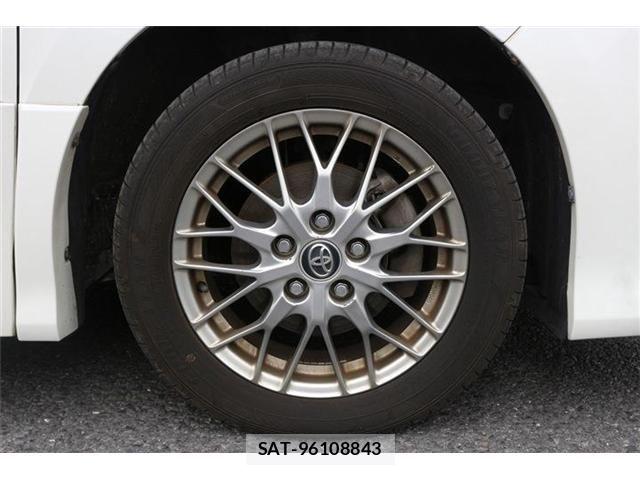 Toyota VOXY HYBRID 2016-09 8882942-19