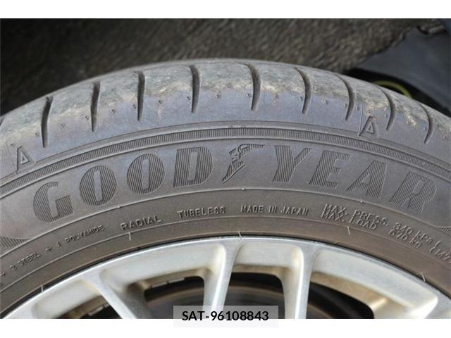 Toyota VOXY HYBRID 2016-09 8882942-21