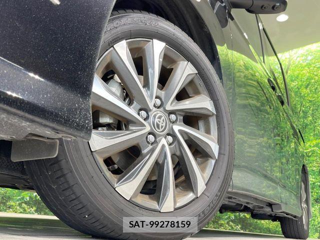 Toyota VOXY HYBRID 2024-06 8882919-13