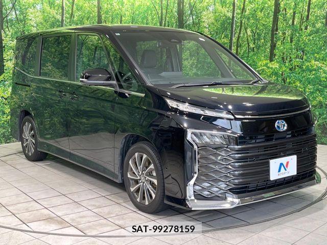 Toyota VOXY HYBRID 2024-06 8882919-16