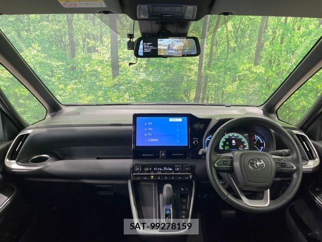 Toyota VOXY HYBRID 2024-06 8882919-1