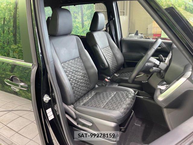 Toyota VOXY HYBRID 2024-06 8882919-7