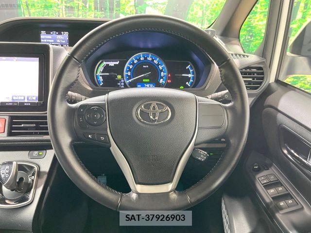 Toyota VOXY HYBRID 2015-09 8882943-14