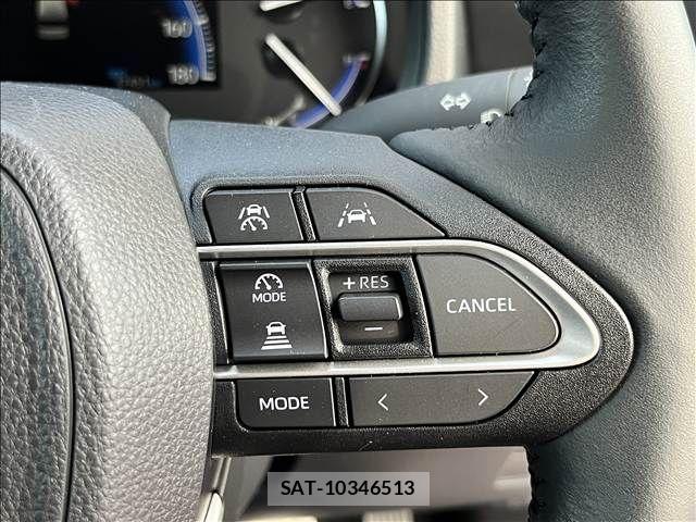 Toyota VOXY HYBRID 2024-07 8882927-12