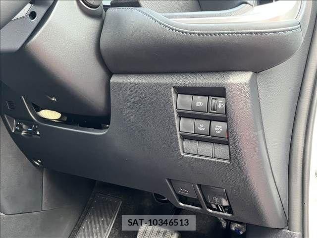 Toyota VOXY HYBRID 2024-07 8882927-16