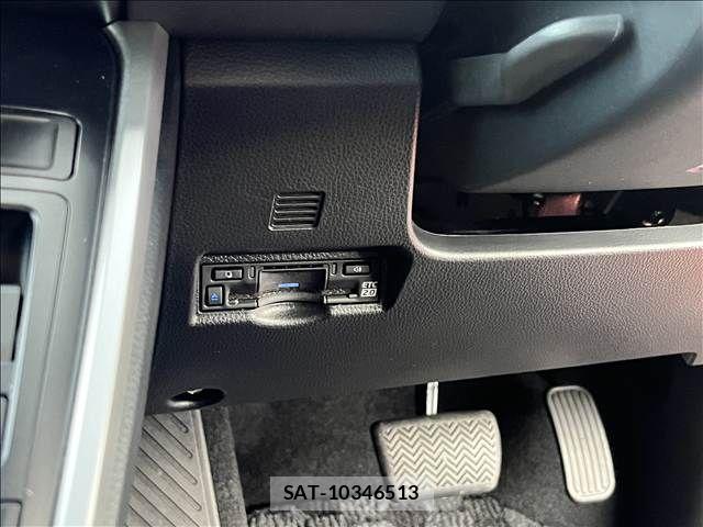 Toyota VOXY HYBRID 2024-07 8882927-17