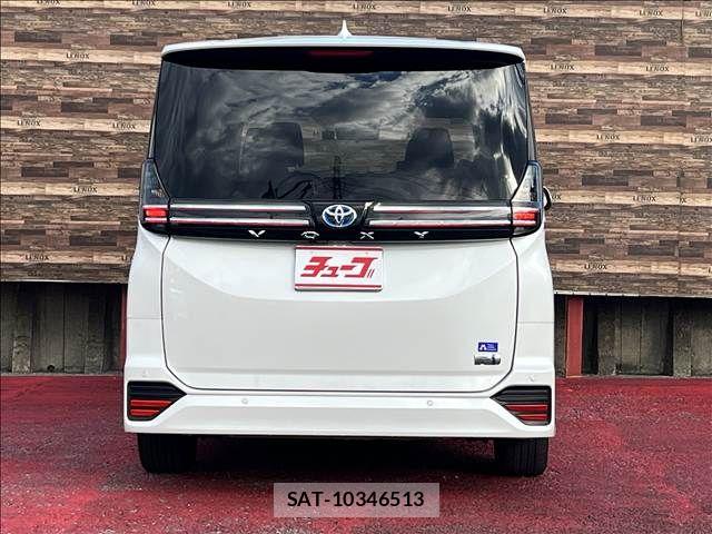 Toyota VOXY HYBRID 2024-07 8882927-5