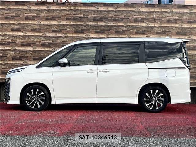 Toyota VOXY HYBRID 2024-07 8882927-7