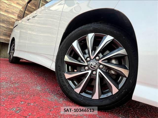 Toyota VOXY HYBRID 2024-07 8882927-8