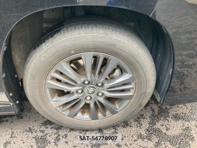 Toyota VOXY HYBRID 2023-05 8882930-5