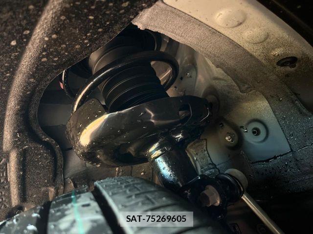 Toyota VOXY HYBRID 2026-08 8882913-19
