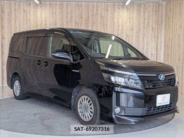 Toyota VOXY HYBRID 2015-03 8882944-17