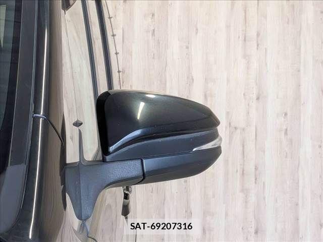 Toyota VOXY HYBRID 2015-03 8882944-27