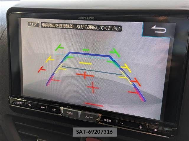 Toyota VOXY HYBRID 2015-03 8882944-5