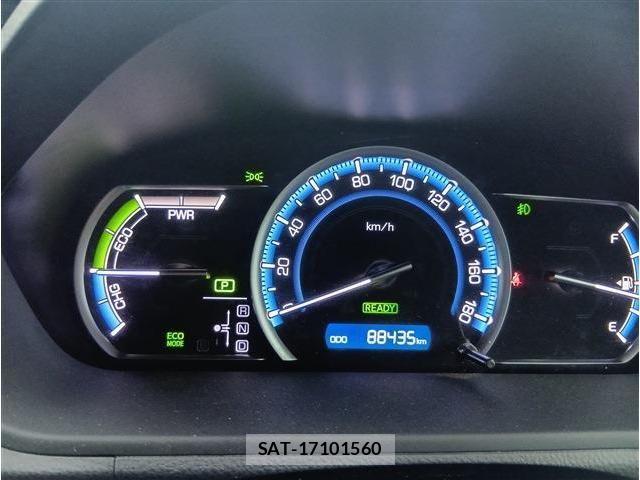 Toyota VOXY HYBRID 2016-02 8882946-3