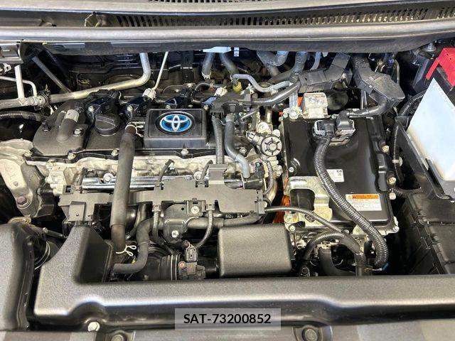 Toyota VOXY HYBRID 2024-08 8882917-18