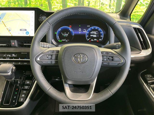 Toyota VOXY HYBRID 2026-09 8882914-11