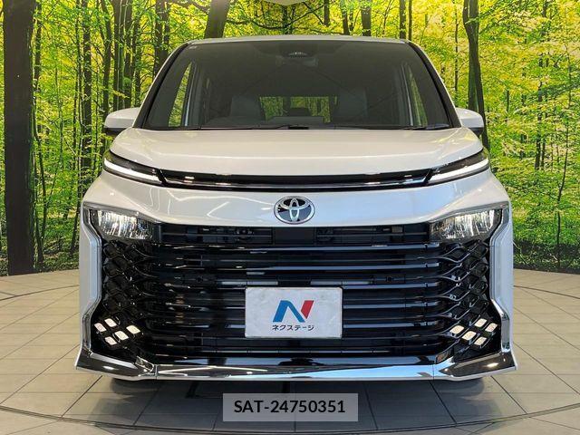 Toyota VOXY HYBRID 2026-09 8882914-14