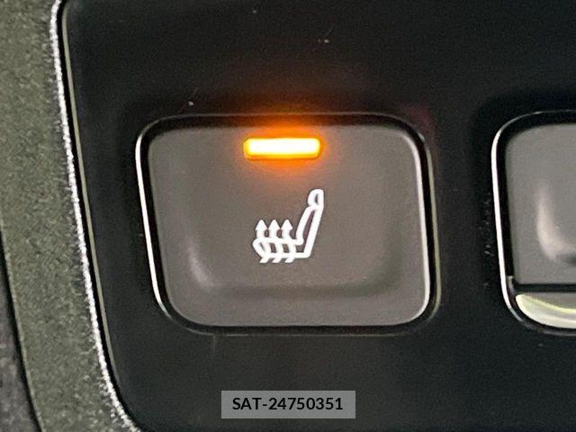 Toyota VOXY HYBRID 2026-09 8882914-5
