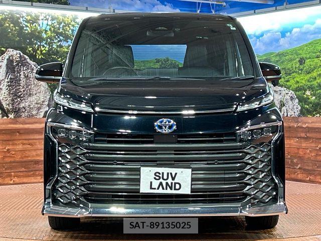 Toyota VOXY HYBRID 2023-02 8884593-14