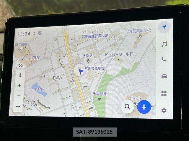 Toyota VOXY HYBRID 2023-02 8884593-2