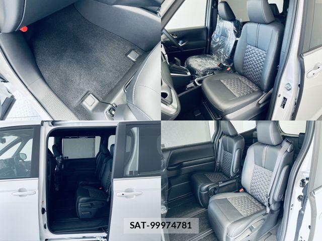 Toyota VOXY HYBRID 2026-07 8884584-11