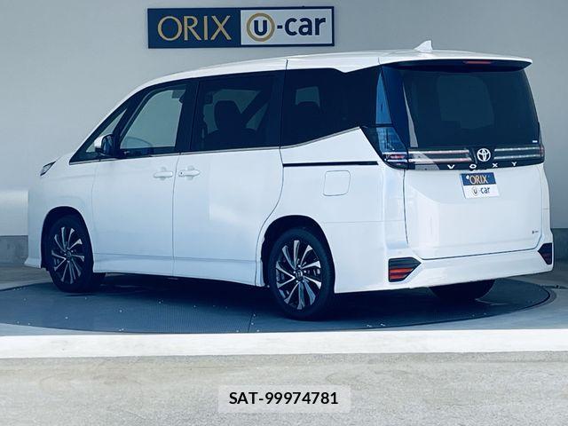 Toyota VOXY HYBRID 2026-07 8884584-21