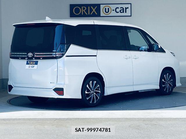Toyota VOXY HYBRID 2026-07 8884584-2