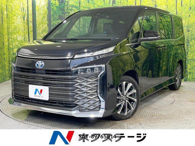 Toyota VOXY HYBRID 2023-11 8884592-0
