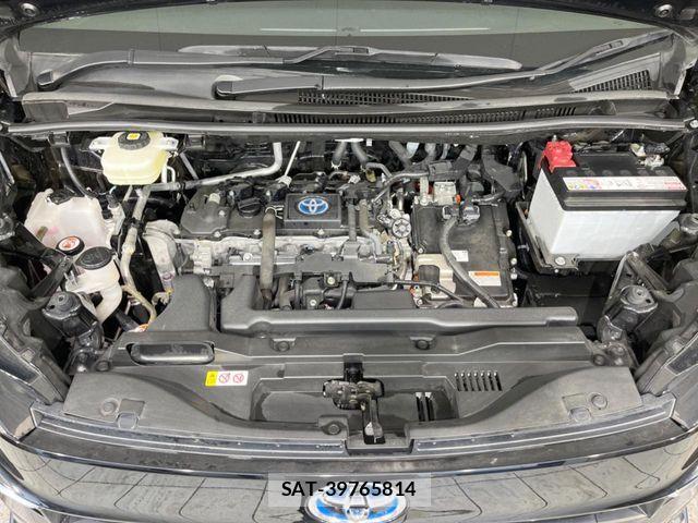 Toyota VOXY HYBRID 2023-11 8884592-17