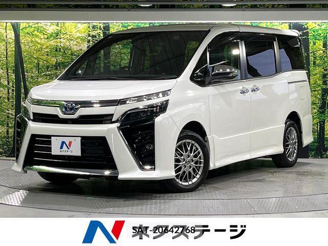 Toyota VOXY HYBRID 2021-06 8884596-0